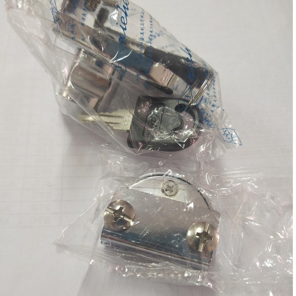 Murah Terpopuler Kunci Kaca Kabinet Lemari Jepitan Pegangan Kaca Double Kanan Kiri ( Salah Satu Haru