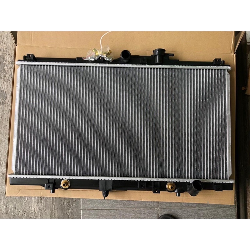 Radiator accord cielo 1994-1997 matic