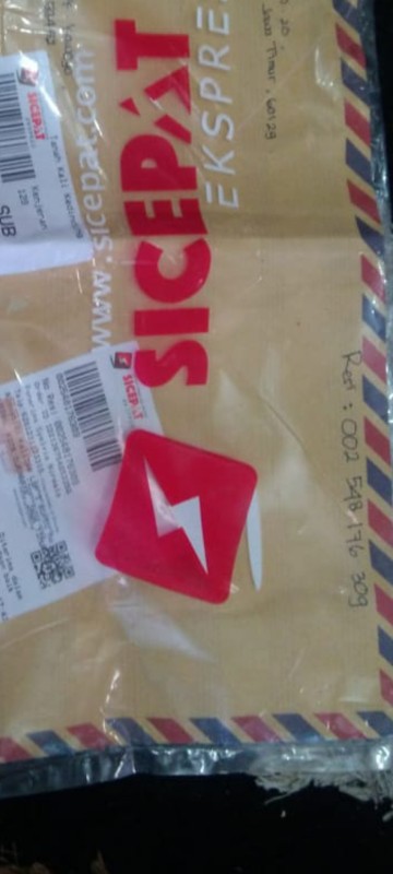 Kursi Meja Payung Tenda Cafe Resto Unfinishing