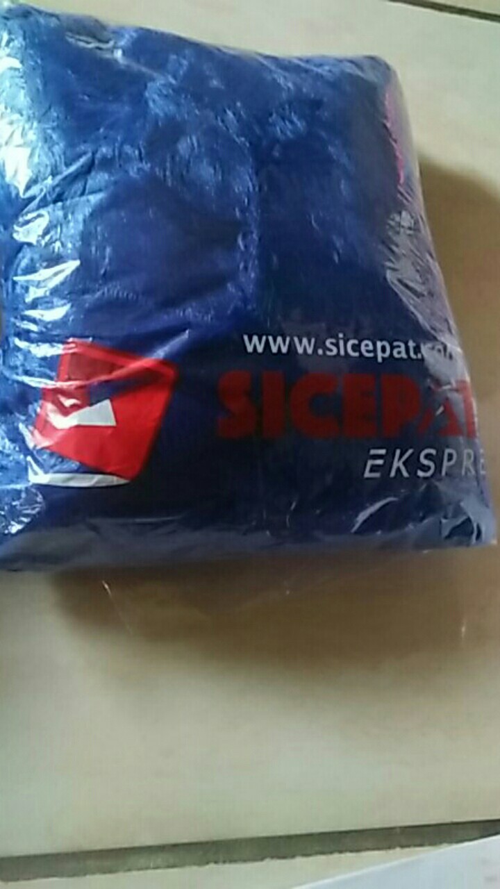 Sarung Bantal Sofa Bulu Polos Premium