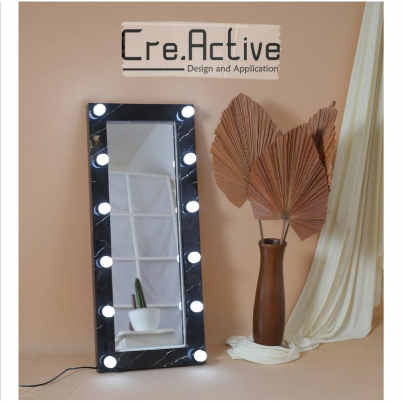 Kaca Rias Cermin Rias Lampu Bohlam Murmer Hitam