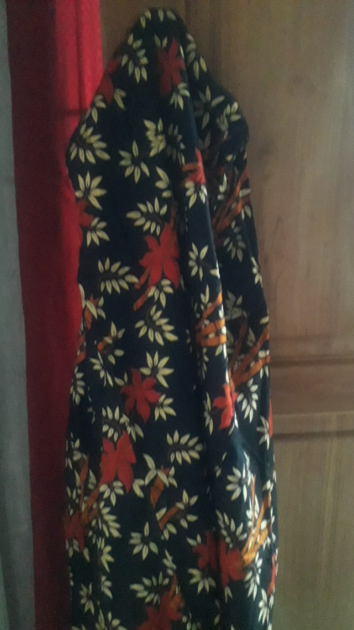 Indrawati Bolero Bolak Balik Rompi Batik Wanita