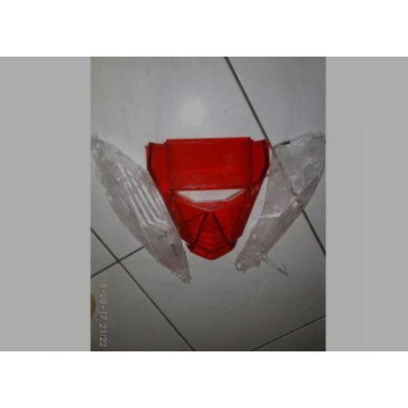 Kaca mika lampu belakang honda beat