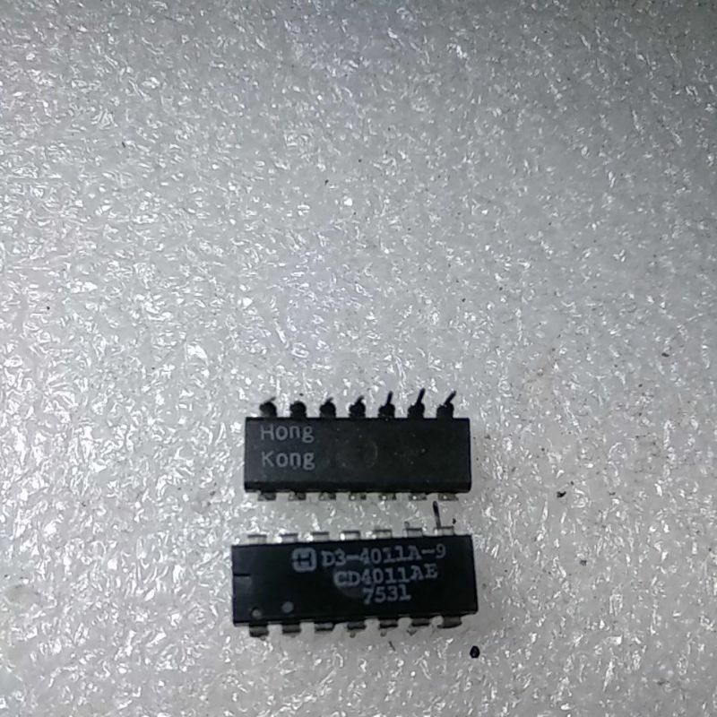 IC CD4011AE
