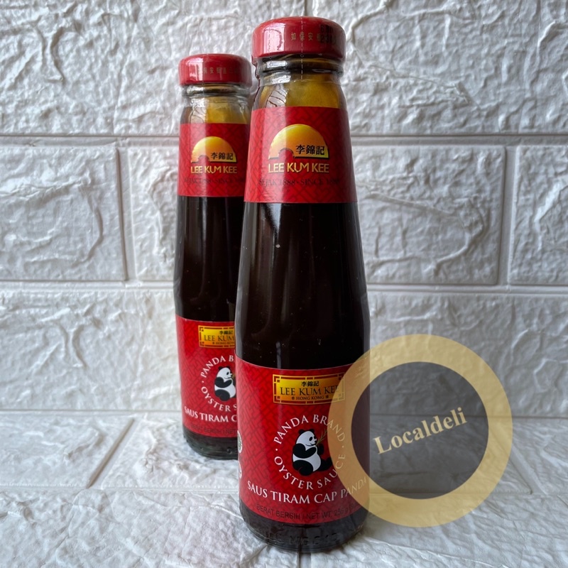 

LEE KUM KEE SAUS TIRAM / OYSTER SAUCE / SAUS TIRAM LEE KUM KEE / SAUS TIRAM CAP PANDA 255 GRAM
