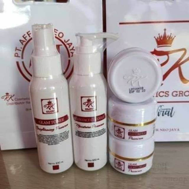 PAKET RK GLOW PREMIUM/CREAM RK GLOW ACNE BPOM