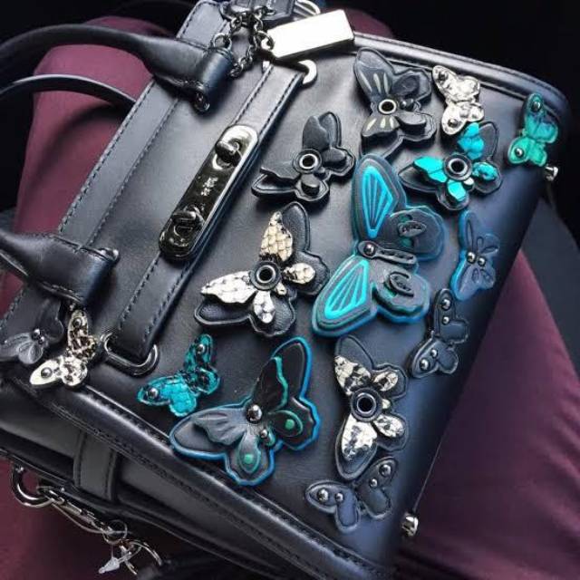 Coach Swagger 21 Carryall With Butterfly tas original authentic asli crossbody selempang