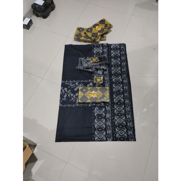 sarung wadimor motif bali 555 hitam terbaru