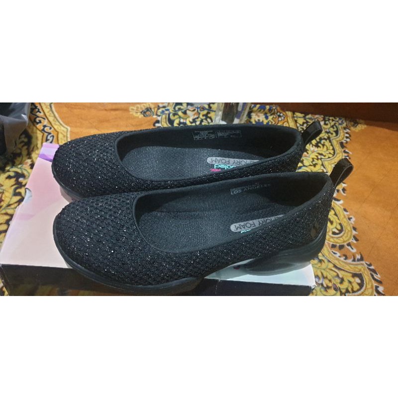 SKECHERS ACTIVE SKECH-LAB WILLOW STAR WOMEN CASUAL SHOES