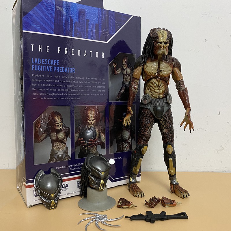 NECA The Predator Lab Escape Fugitive 
