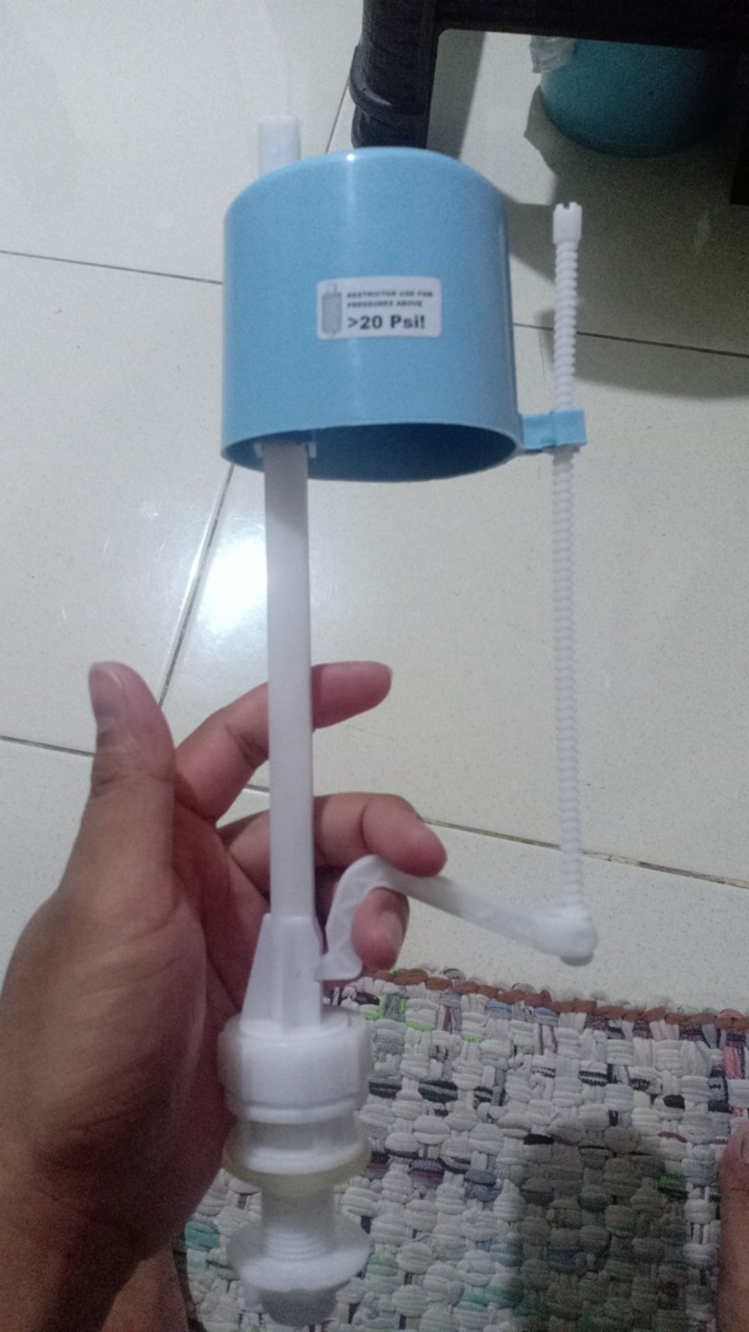 Pelampung Daleman Monoblock / Kloset Duduk Techplas