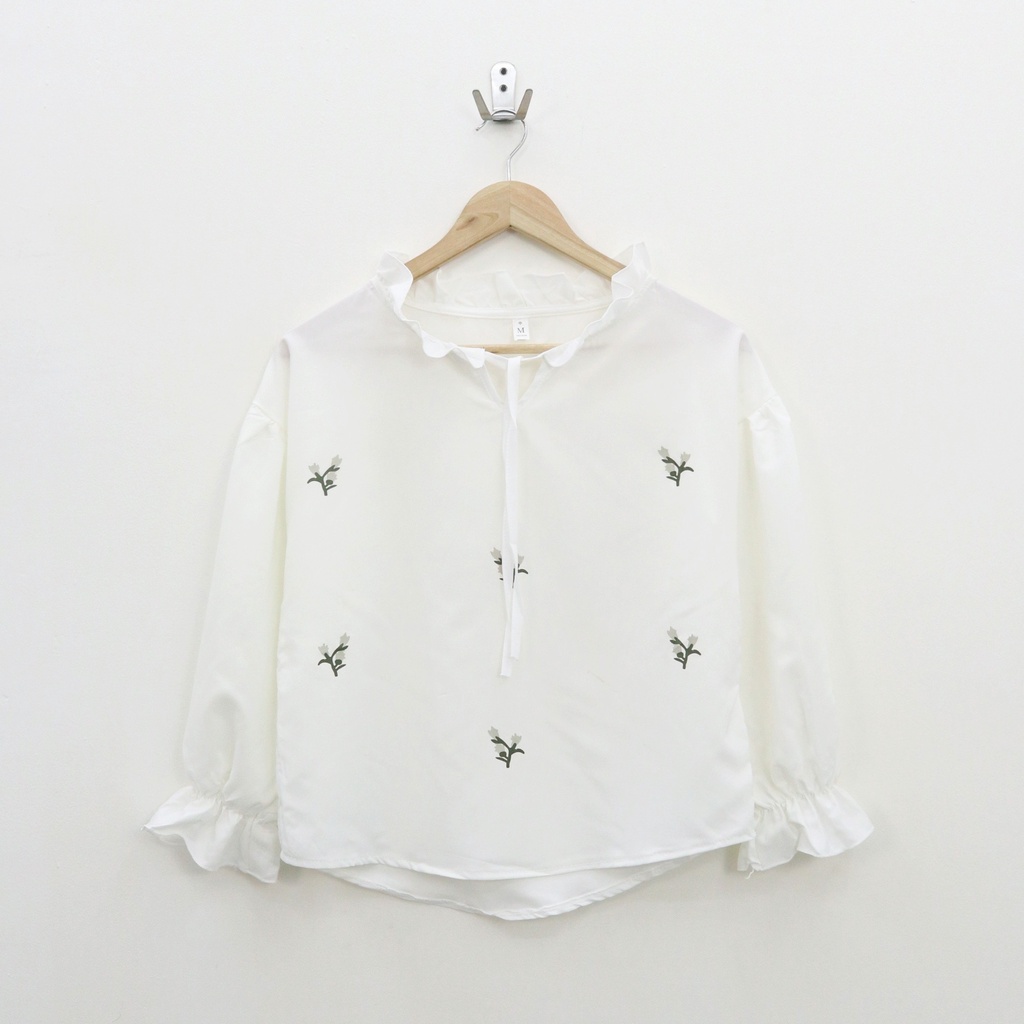 Yuqi flow top blouse - Thejanclothes