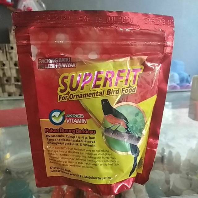 pakan burung Superfit Red (merah)