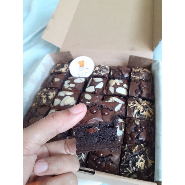 

FUDGY BROWNIES / BROWNIES PANGGANG