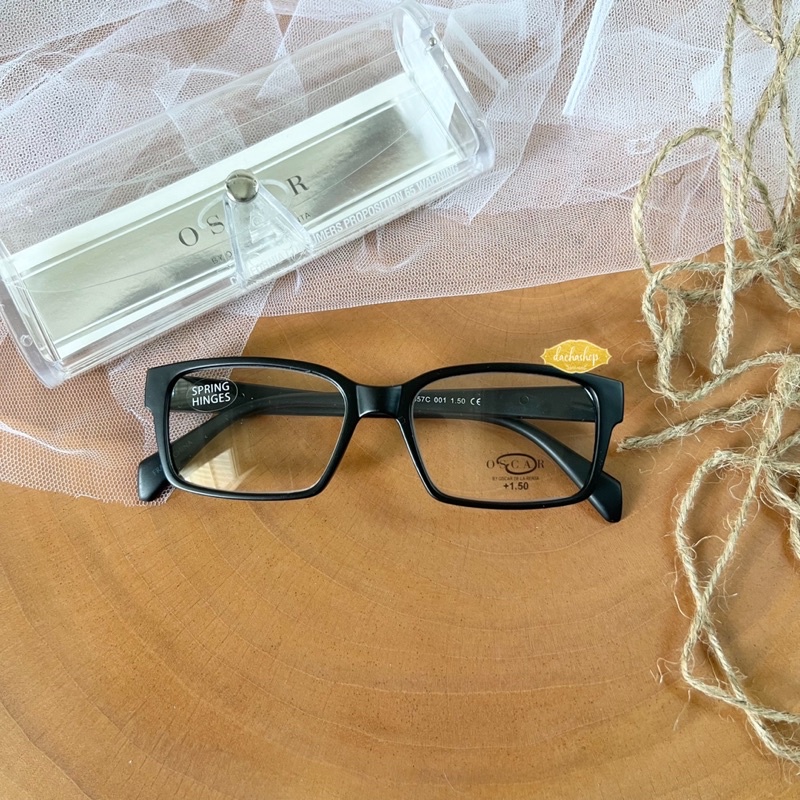 Oscar De La Renta Reading Glass OSR 557 Black
