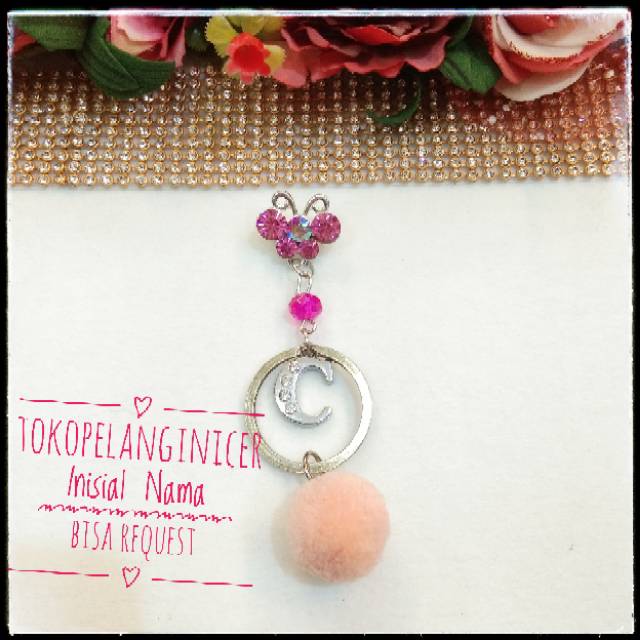 Bros Dagu Jilbab Hijab/Bross Nama Huruf Inisial Mix Pompom by TokoPelangiNicer Fashion Muslim Wanita