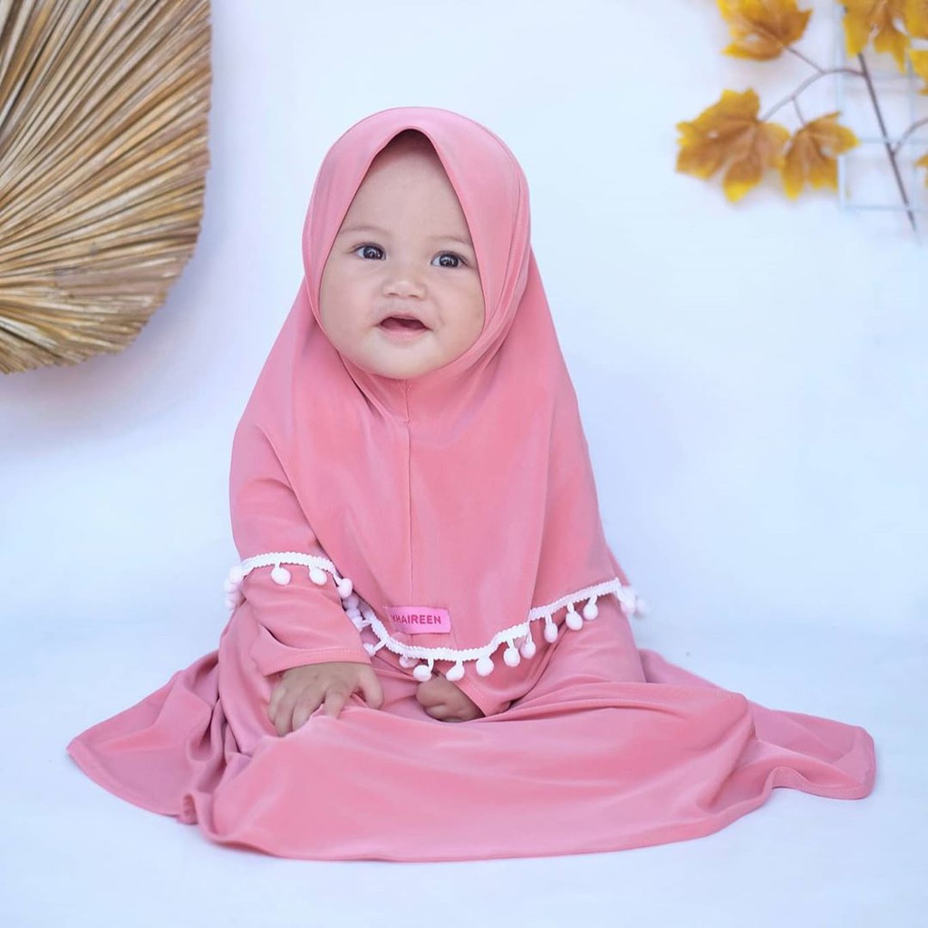 Gamis Bayi / Gamis Bayi Perempuan Khaireen Pompom Newborn - 5 Tahun Jersey Import