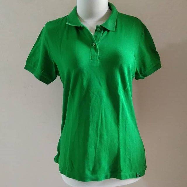 Preloved kaos polo wanita country fiesta hijau