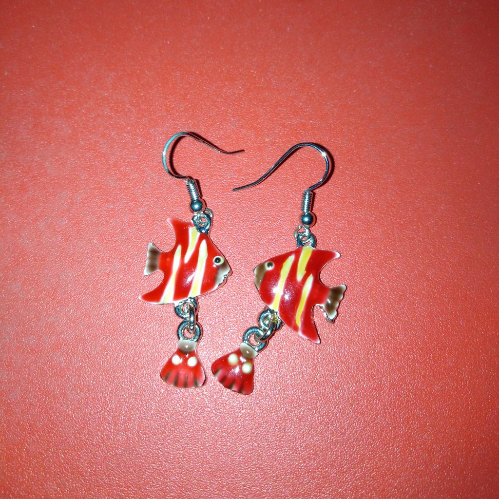 ANTING WANITA IKAN MERAH