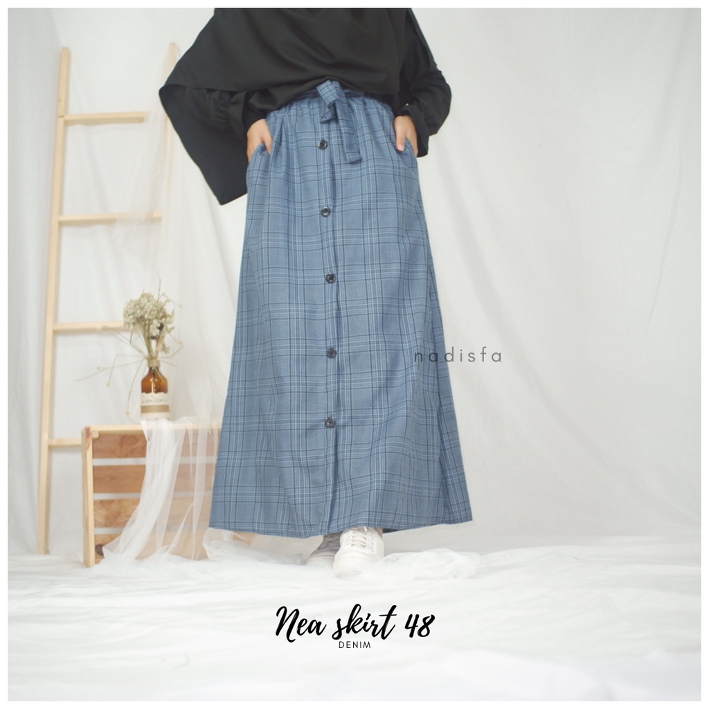 NEA SKIRT ROK BUTTON MOTIF / KOREAN SKIRT / ROK TARTAN-1