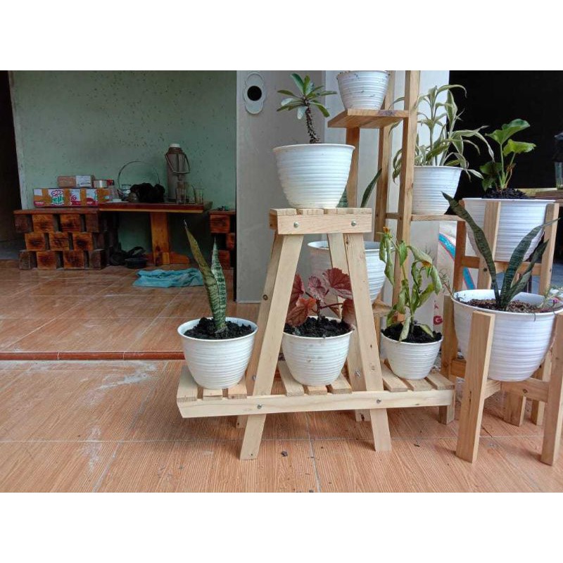 Rak Pot Bunga Kayu Minimalis