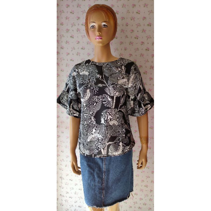 Blouse Satin Motif Bunga Flower