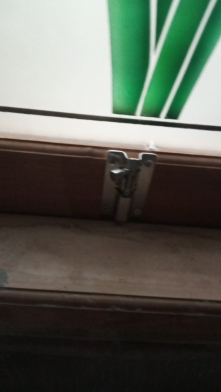 Grendel Slot Pengunci Pintu Jendela Stainless Stenlis 4 Inch