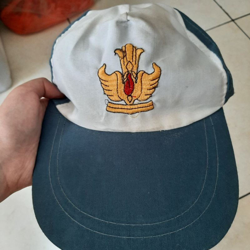 Topi SMA (SMA Negeri 19 Jakarta)