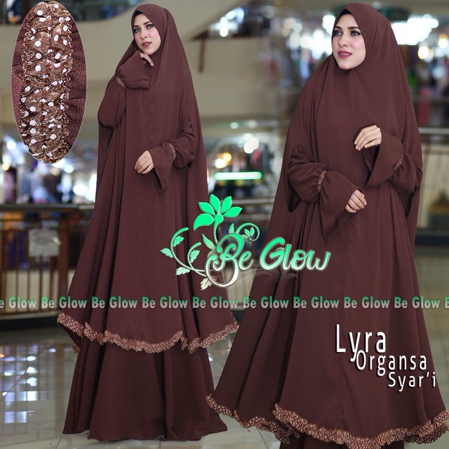 Gamis syari ala Lyra Virna