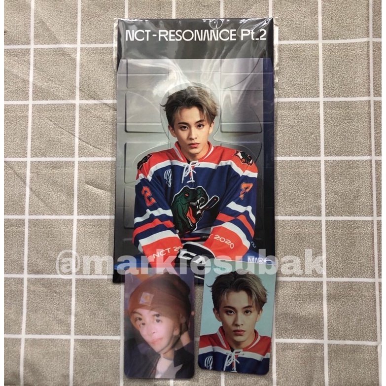 BOOKED Holo standee resonance pt2 MARK nct hologram