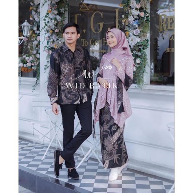 COUPLE PASANGAN LAVEYA COUPLE BATIK KEBAYA CEWE COWO ARUNIKA SETELAN KEBAYA BAJU SARIMBITAN TUNANGAN BAJU WISUDA TERBARU BAJU TRADISIONAL JAWA COUPLE LEBARAN TERBARU KOPEL COWO CEWE BAJU COUPLE KONDANGAN TERBARU