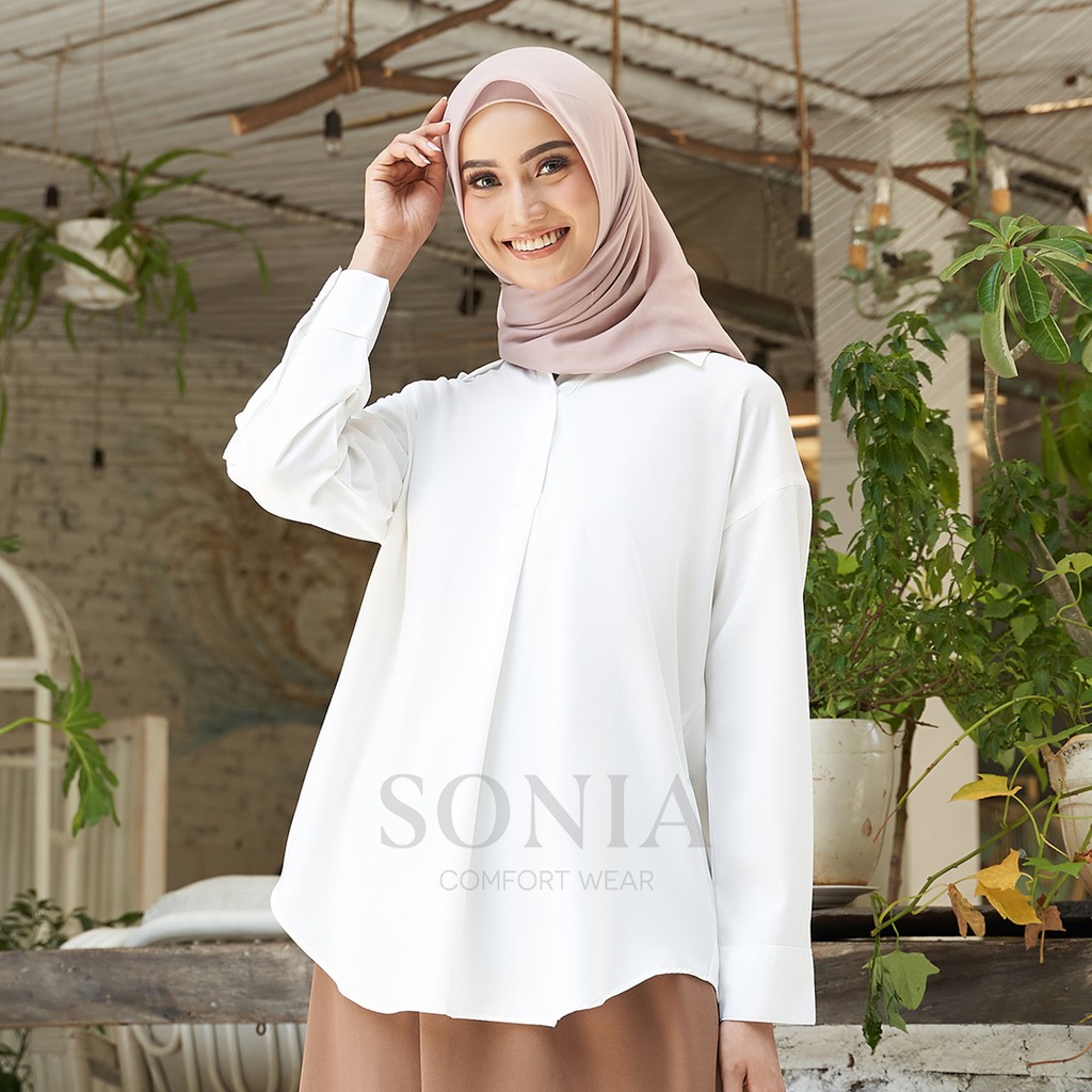 

Sonia - Afifa Blouse / Blus Chiffon Polos / Atasan Kerja by SONIA B1930