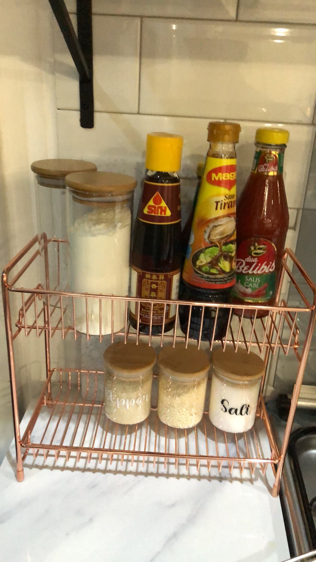 Rak Susun Rosegold Tingkat Serbaguna Peralatan Dapur Kosmetik Makeup Skincare Kamar Mandi Dua Lapis