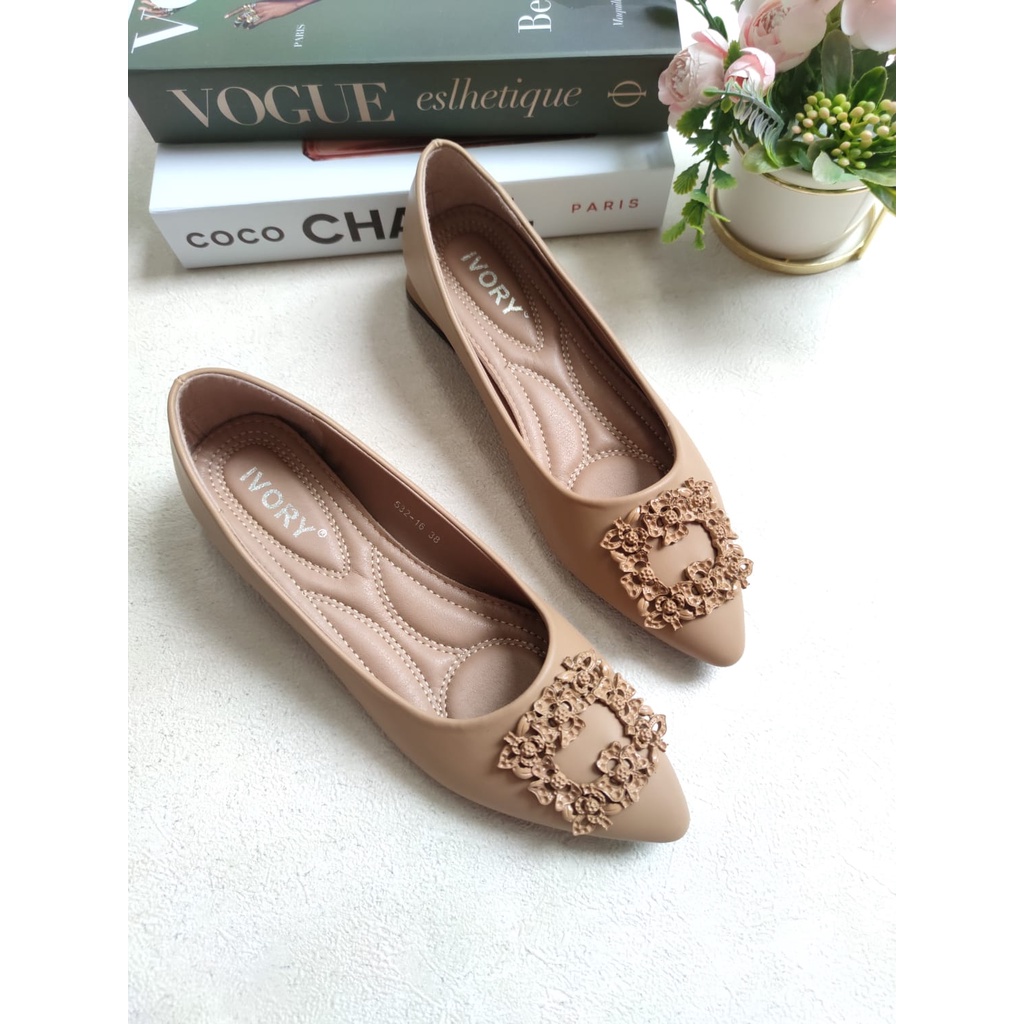 IVORY Sepatu Wanita Heels 2cm Pantofel Kerja 532-16