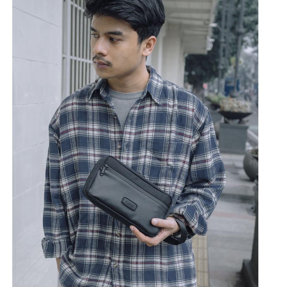 Tidak Diragukan.. RUSEL CO I Handbag Yota I Clutch Bag Pria Simpel Multifungsi