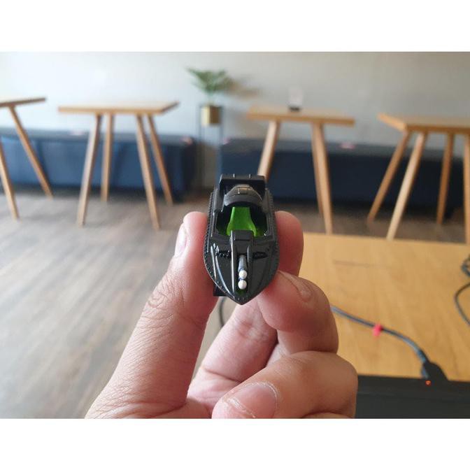 Nikmati Diecast 007 James Bond Collection #7 Q Boat Metal Ori Murah Terbatas