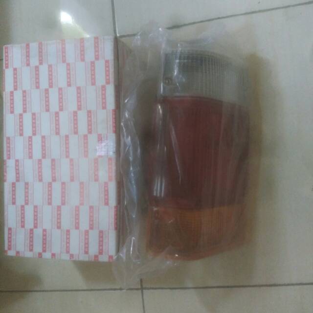 Lampu belakang komplit panther kotak ori