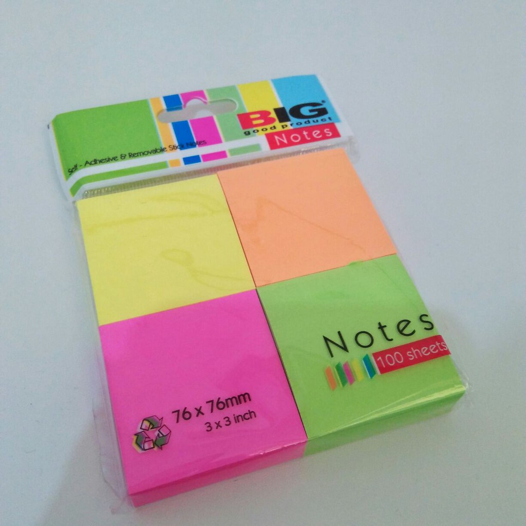 

STICKY NOTES BIG 76X76 / PEMBATAS BUKU / MARK 4 WARNA (PCS)