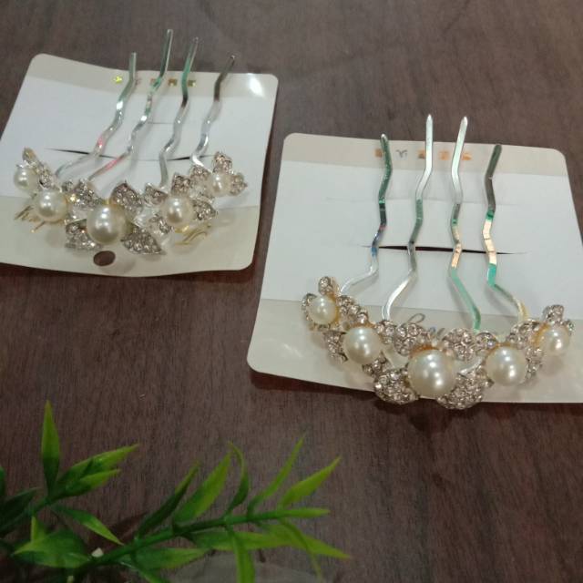 Sirkam sanggul mutiara