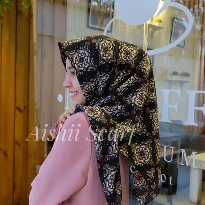 Jilbab motif segiempat - motif bunga biru - kain wolfis premium - Navy