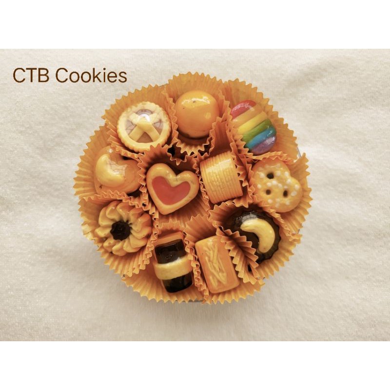 

.CTB cookies - coklat karakter bentuk cookies lucu unik enak halal ( DS BGR )