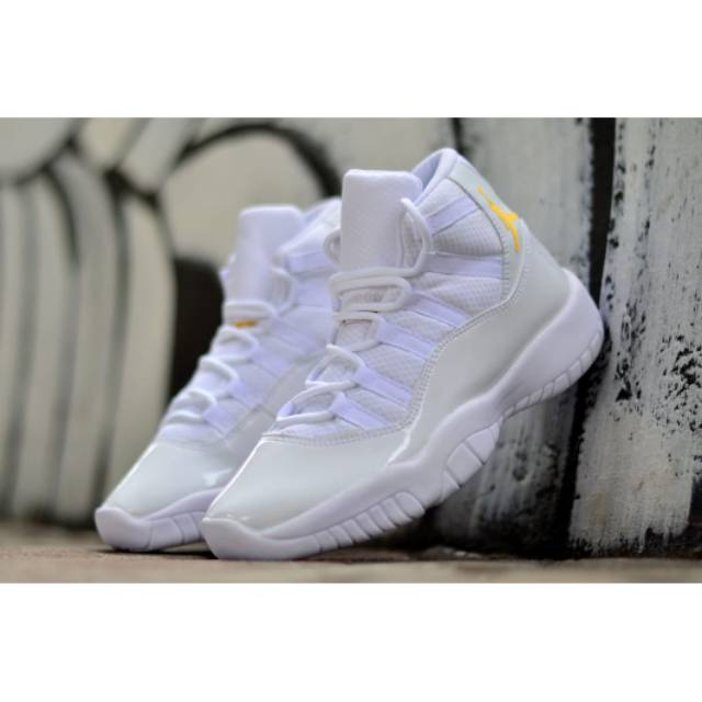 KEREN GA PAKE MAHAL  SEPATU  RUNNING NIKE AIR JORDAN SEPATU  