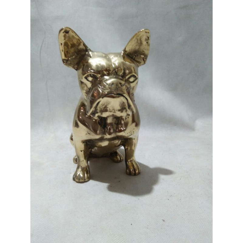 Patung anjing lover bulldog