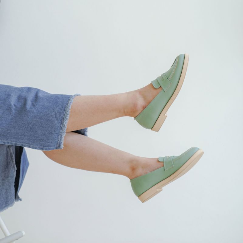 Eveseitch - Baca Deskripsi Produk -Kalina Loafers - Sepatu Slip Wanita