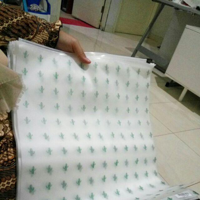 Cactus Zipper Storage Bag / Kantong Plastik Putih Transparan Serba Guna Motif Kaktus