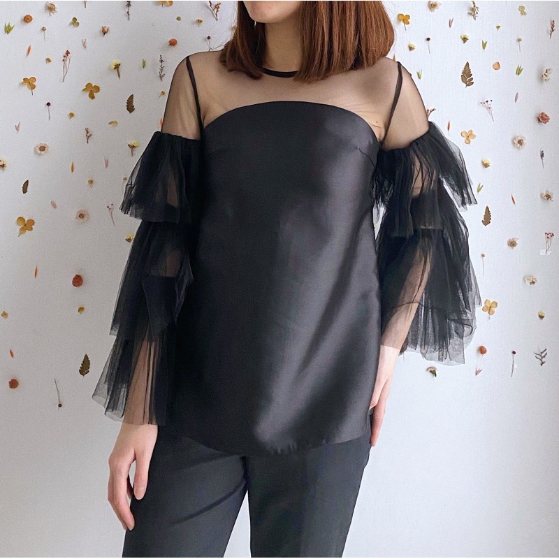 Ruffle Top M by Mischa x Barbie