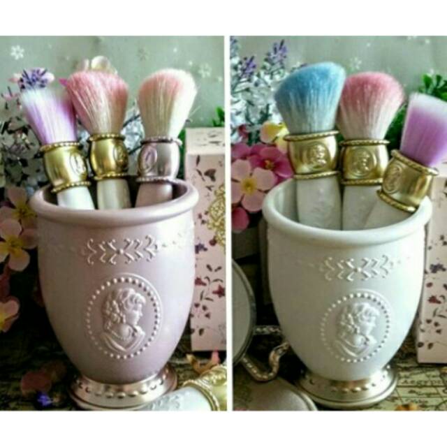 

Vintage tempat brush