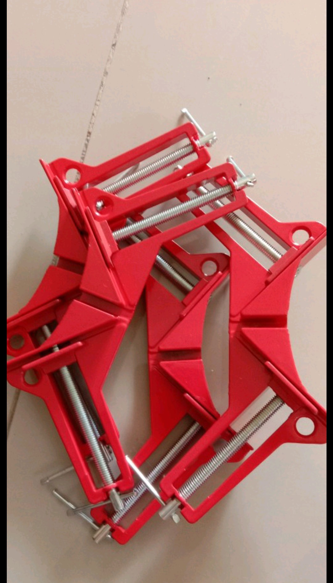 Clamp Penjepit Sudut Frame Kaca Kayu Angle 90 Derajat Max Range 75mm <br />