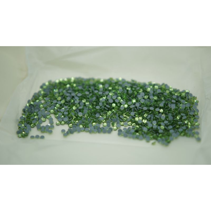 STONE KRISTAL BERLIAN GOSOK ATAU STONE HOTFIX KUALITAS PREMIUM GRADE AA KILAU PER GROSS
