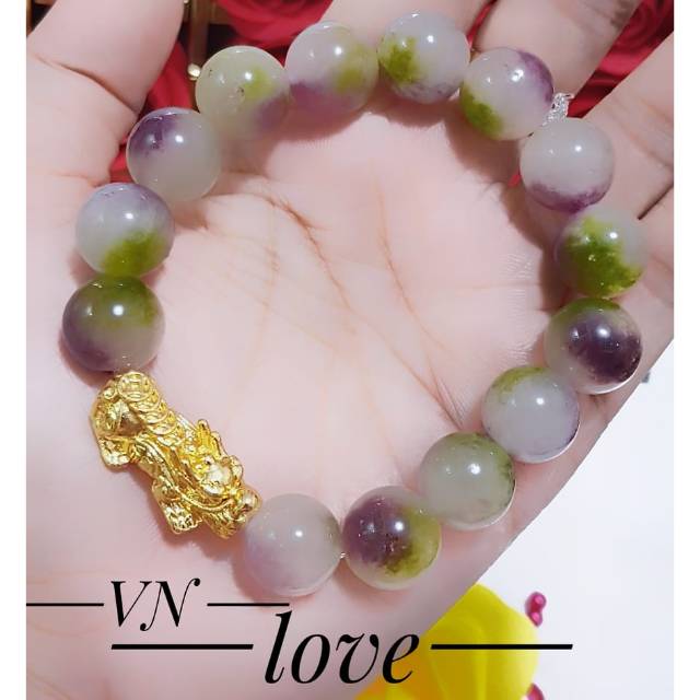 Gelang batu naga cantik